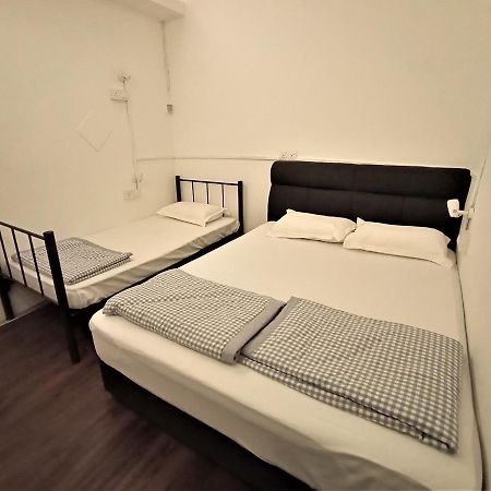 Sydney Backpackers Jonker Street Melaka Hostel Kültér fotó